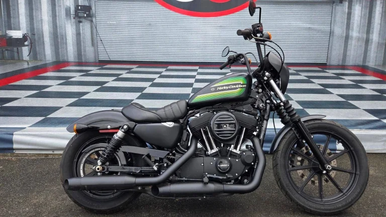 Harley-Davidson XL 1200N Sportster 1200 Nightster