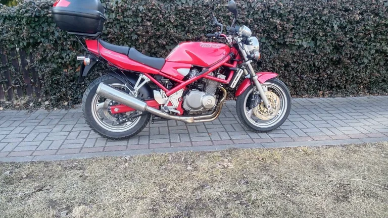 Suzuki GSF 400