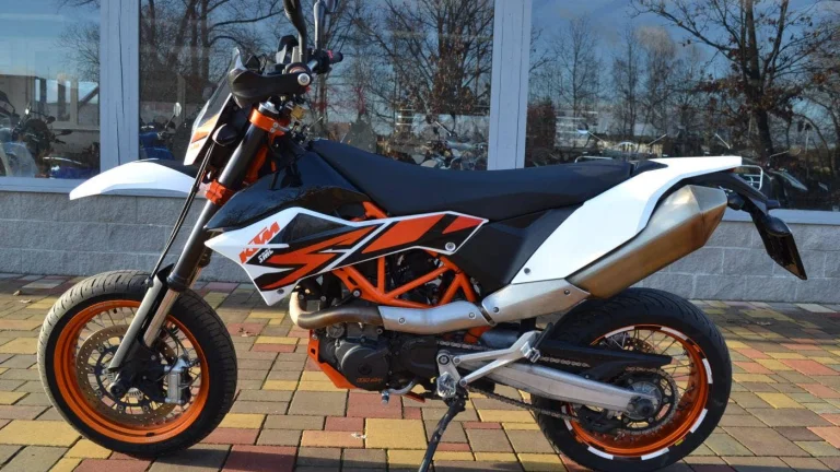 KTM 690 SMC 2015