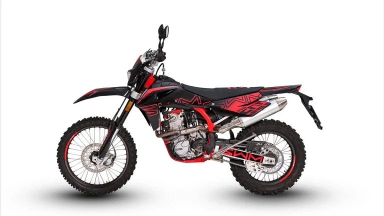 SWM RS 500 - ČERVENÁ-ČERNÁ EU5 | Nový motocykl