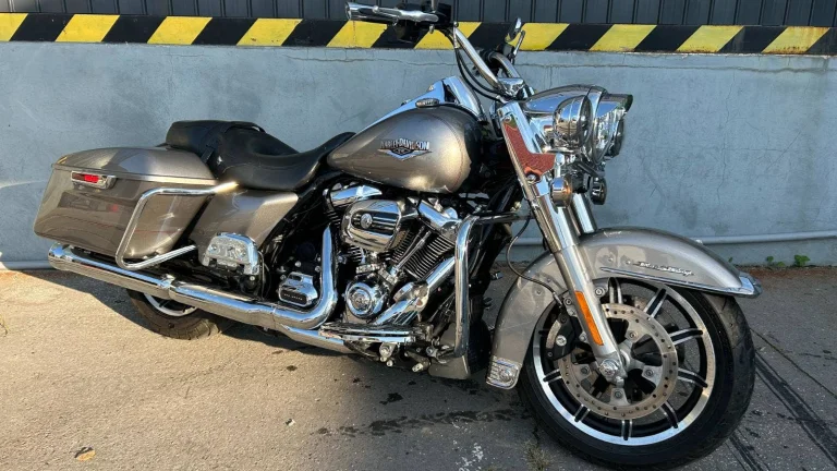 Harley-Davidson FLHR Road King