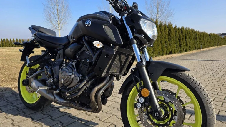 Yamaha MT-07 A2