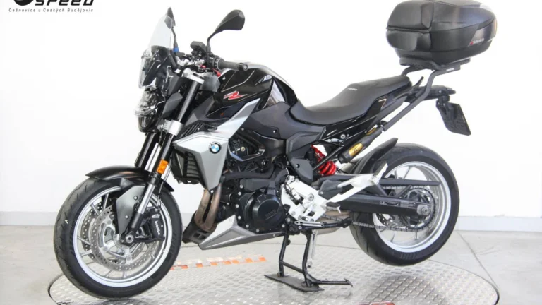 BMW F 900 R