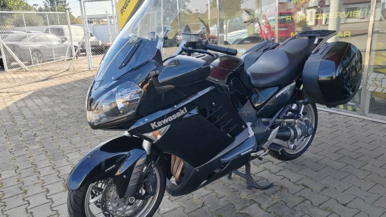 Kawasaki GTR 1400
