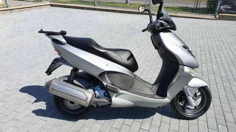 Aprilia Leonardo 250