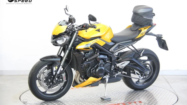 Triumph Street Triple 765 RS