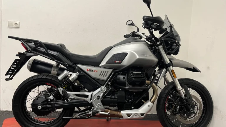 Moto Guzzi V 85 TT,TOP STAV