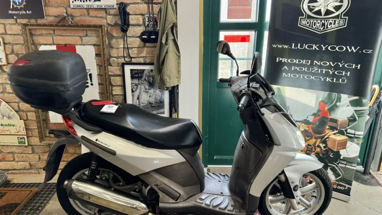 Aprilia Sportcity 200