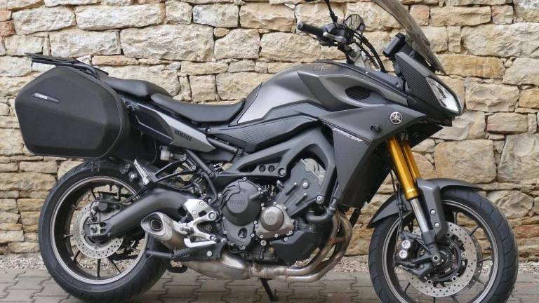 Yamaha Tracer 9 / 900