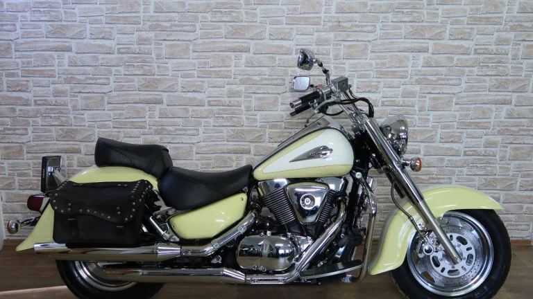 Suzuki VL 1500 Intruder LC krásný kus, po servisu
