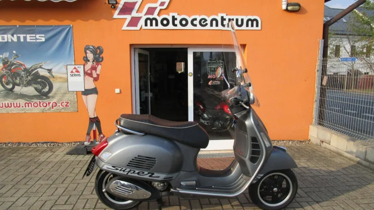 Vespa GTS 300