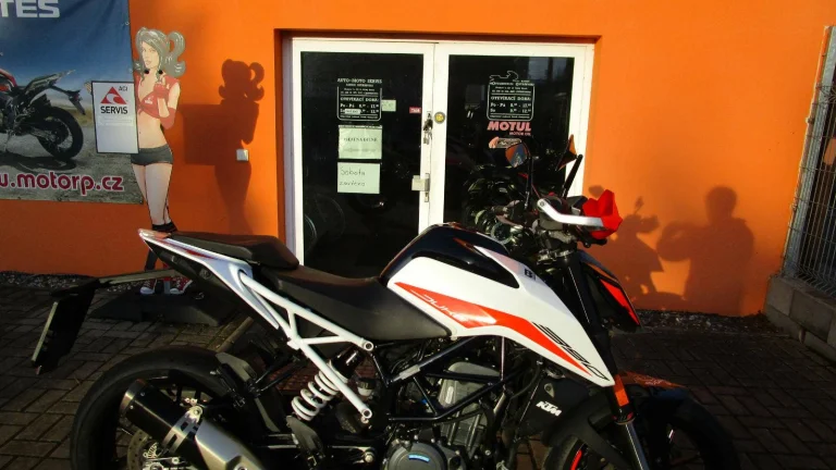 KTM 390 Duke Krásný kus 15700km