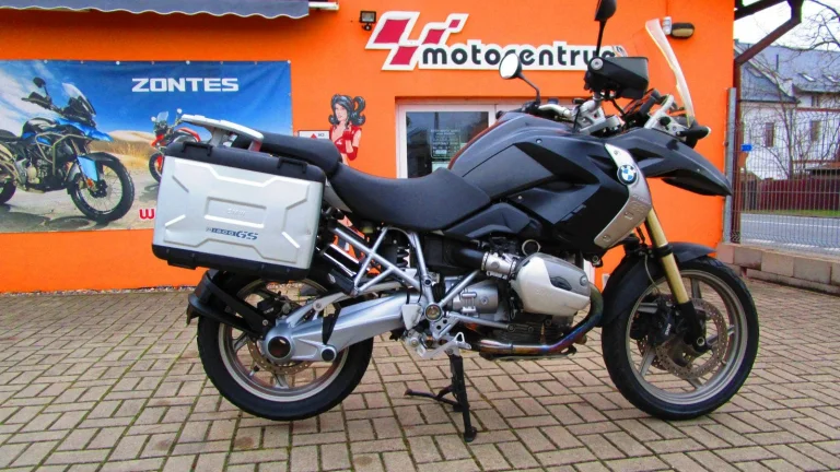 BMW R 1200 GS moc hezký stroj ESA pouze 46800 km
