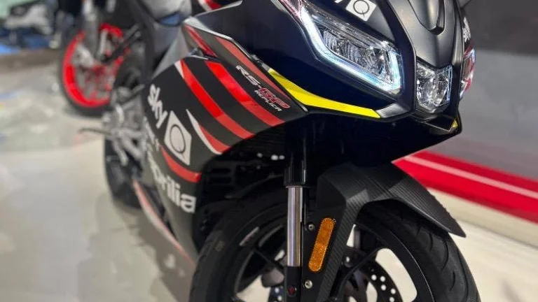 Aprilia RS 125 Replica