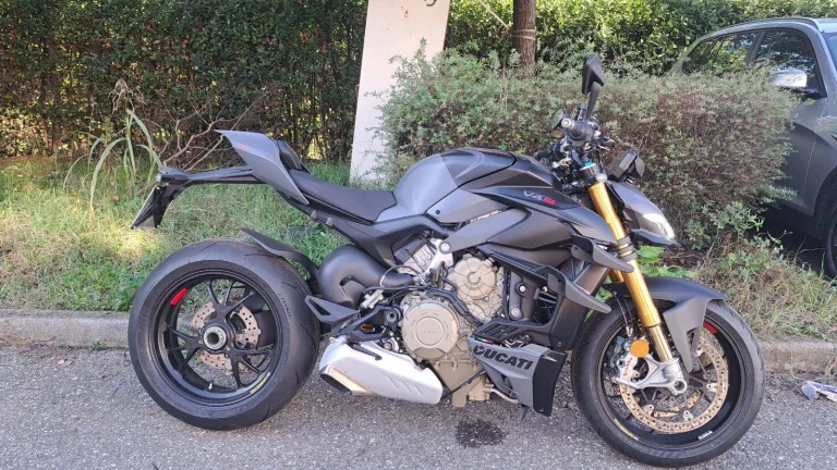 Ducati Streetfighter V4 S | Nový motocykl