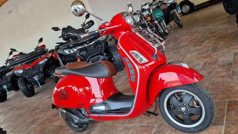 Vespa GTS 300 Super
