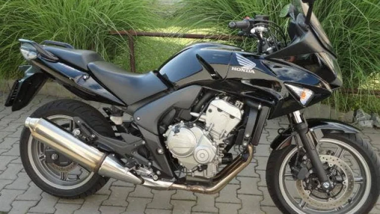Honda CBF 600 S i.e.