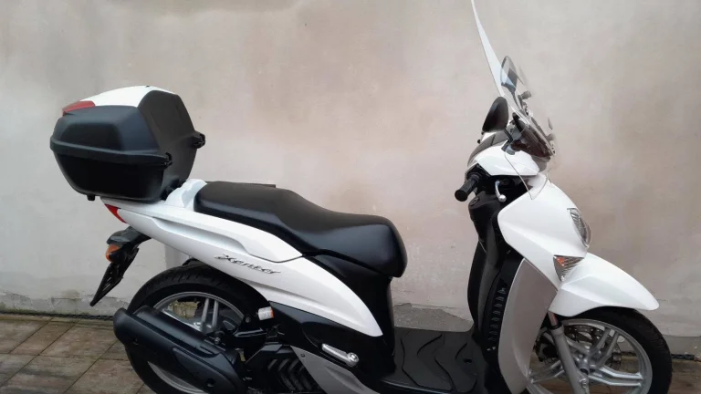 Yamaha Xenter 150, 2014, perfektní stav