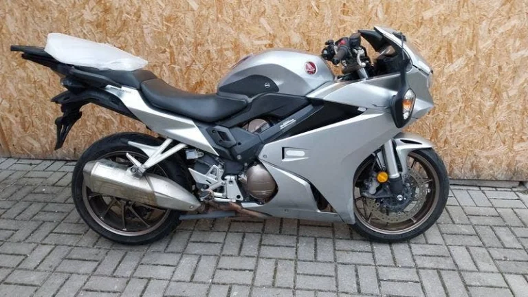 Honda VFR 800 VTEC