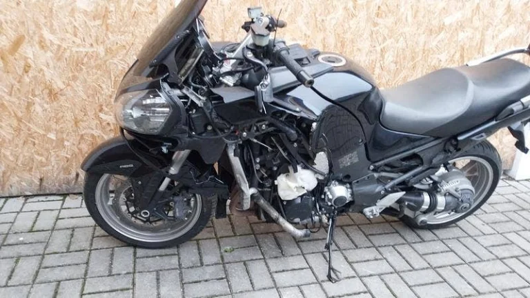 Kawasaki GTR 1400