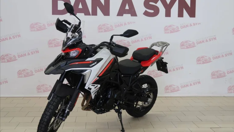 Benelli TRK 702X MOON GREY - E5 | Nový motocykl