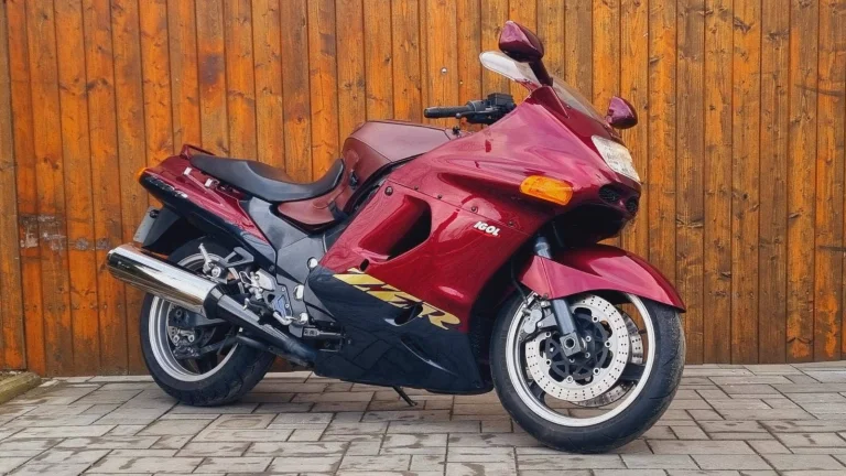 Kawasaki ZZR 1100