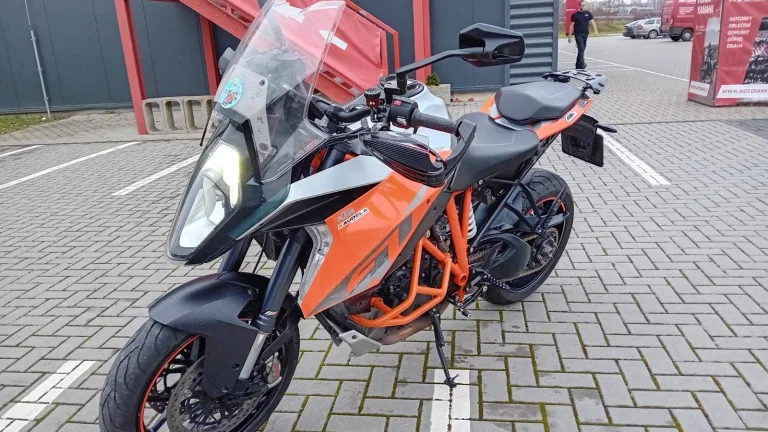 KTM 1290 Super Duke GT