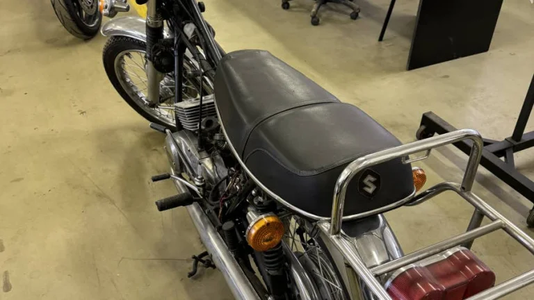 Suzuki GT 250
