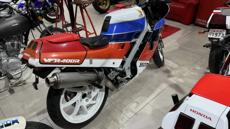 Honda VFR 400 R