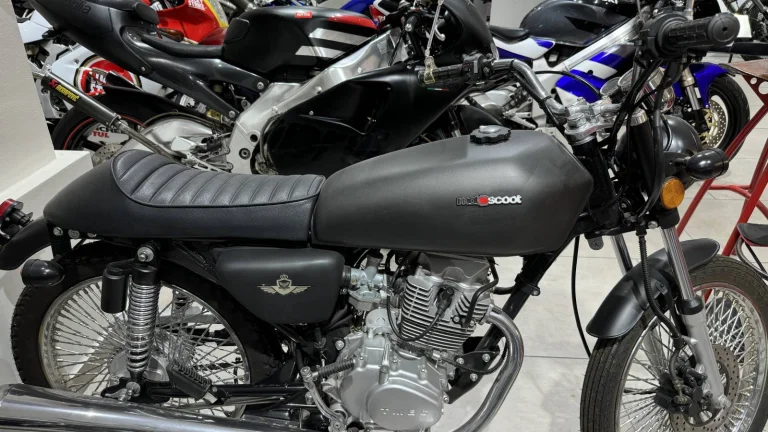 Motoscoot 125 cafe racer