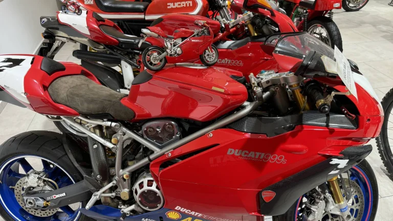 Ducati 999 S