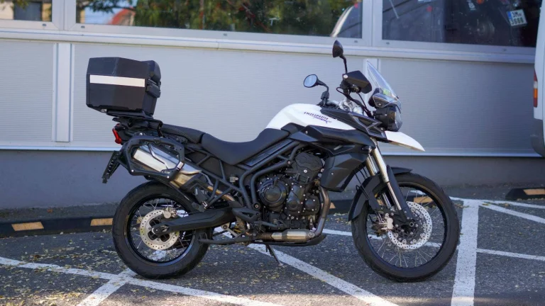 Triumph Tiger 800 XC