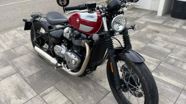 Triumph Bonneville Bobber