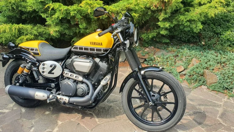 Yamaha XV 950 R
