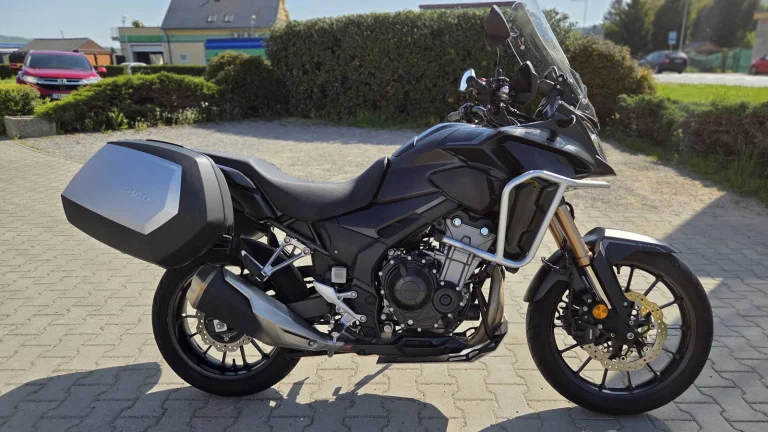 Honda CB500X s výbavou