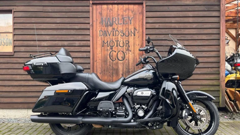 Harley-Davidson FLTRK Road Glide Limited