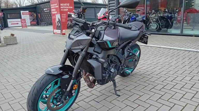 Yamaha MT-09 Y-AMT předváděcí model | Předváděcí motocykl
