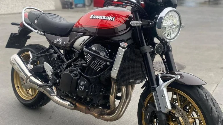 Kawasaki Z 900 RS