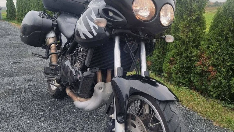 Triumph Tiger 900