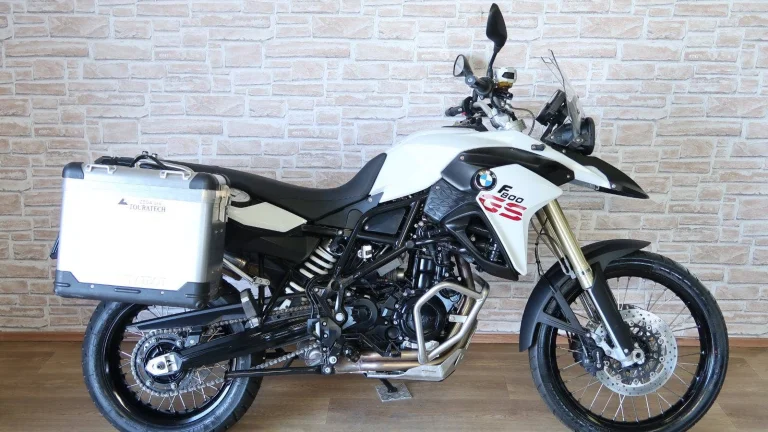 BMW F 800 GS 13100km, po servisu, bohatá výbava Touratech