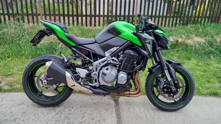 Kawasaki Z 900 1. Majitel, pravidelný servis.