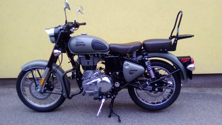 Royal Enfield Bullet 500 Classic Gunmetal Grey