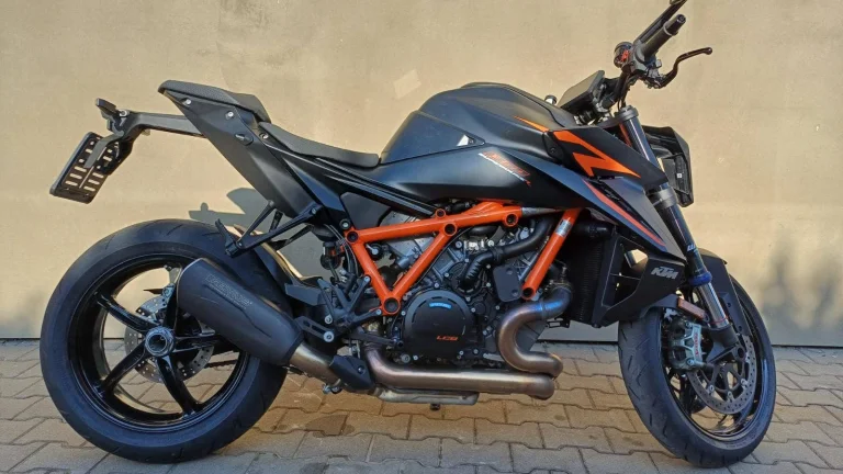 KTM 1390 SUPER DUKE R EVO BLACK 2024 | DEMO TECHPACK ZDARMA