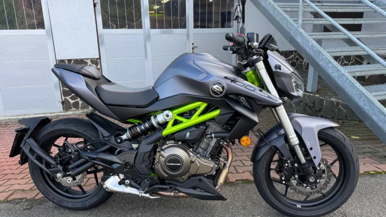 QJ Motor SRK 400 najeto 375km | Nový motocykl