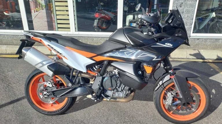 KTM 890 SMT