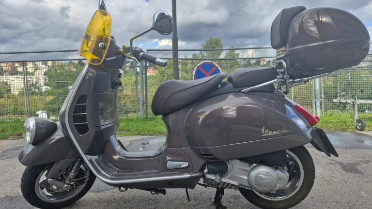 Vespa GTV 300
