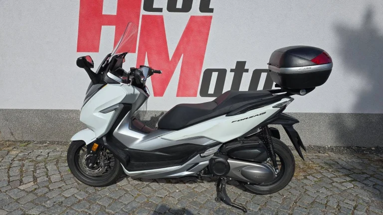 Honda Forza 300 ABS