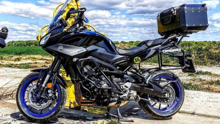Yamaha Tracer 9 / 900