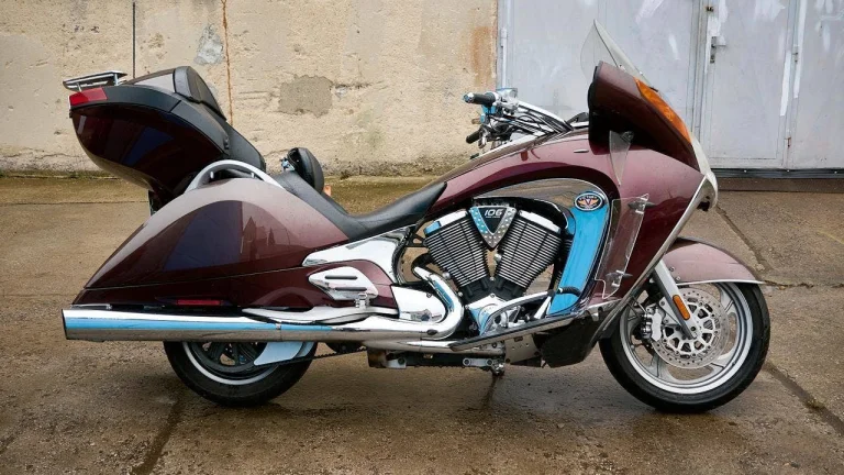 Victory Vision Tour Premium
