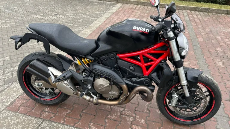 Ducati Monster 821